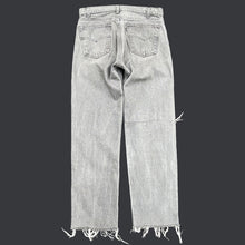 Load image into Gallery viewer, LEVI'S 505 80'S DENIM JEANS W31 L29