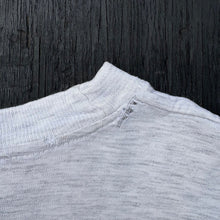 Load image into Gallery viewer, CANTONA 90'S T-SHIRT