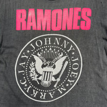 Load image into Gallery viewer, RAMONES EUROPE '90 T-SHIRT