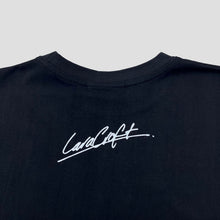 Load image into Gallery viewer, LARA CROFT TOMB RAIDER '99 T-SHIRT