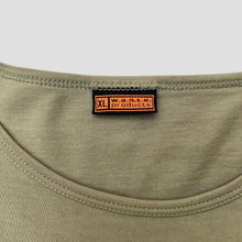 Load image into Gallery viewer, RADIOHEAD CREW '01 T-SHIRT