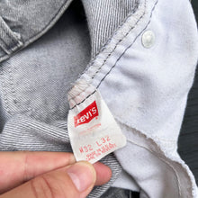 Load image into Gallery viewer, LEVI'S 505 80'S DENIM JEANS W31 L29