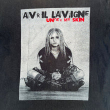Load image into Gallery viewer, AVRIL LAVIGNE '04 T-SHIRT