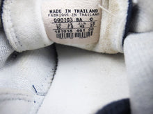 Load image into Gallery viewer, NIKE 2003 SNEAKERS