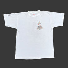 Load image into Gallery viewer, LARA CROFT TOMB RAIDER X REDSKINS 90'S T-SHIRT