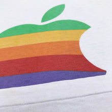 Load image into Gallery viewer, APPLE 90'S T-SHIRT