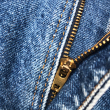 Load image into Gallery viewer, LEVI'S 517 80'S DENIM JEANS W38 L27