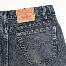 Load image into Gallery viewer, LEVI'S 80'S W34 STONEWASHED DENIM JEANS