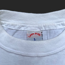 Load image into Gallery viewer, LARA CROFT TOMB RAIDER X REDSKINS 90'S T-SHIRT