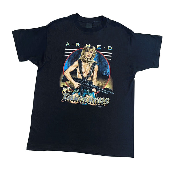 3D EMBLEM 'ARMED AND DANGEROUS' '90 T-SHIRT