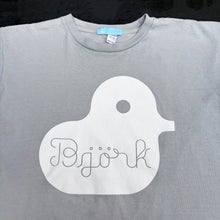 Load image into Gallery viewer, BJORK 'VESPERTINE' '02 T-SHIRT