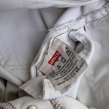 Load image into Gallery viewer, LEVI'S 501 W34 L30 DENIM JEANS