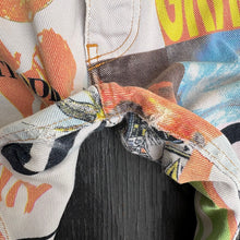 Load image into Gallery viewer, MOSCHINO &#39;OPPOSITES&#39; 90&#39;S JEANS