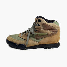 Load image into Gallery viewer, NIKE 'CALDERA' '92 HIKING BOOTS