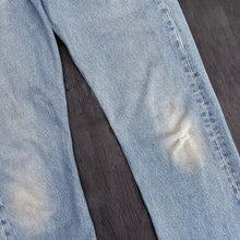 Load image into Gallery viewer, LEVI&#39;S 501 W30 DENIM JEANS