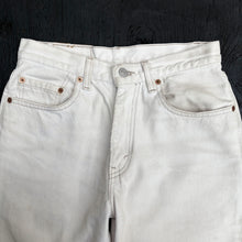 Load image into Gallery viewer, LEVI&#39;S 80&#39;S 550 W29 DENIM JEANS