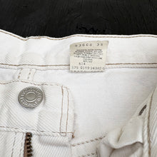 Load image into Gallery viewer, LEVI&#39;S 80&#39;S 550 W29 DENIM JEANS