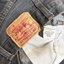 Load image into Gallery viewer, LEVI'S 501 70'S DENIM JEANS W32 L30