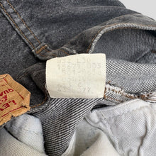Load image into Gallery viewer, LEVI'S 501 70'S DENIM JEANS W32 L30