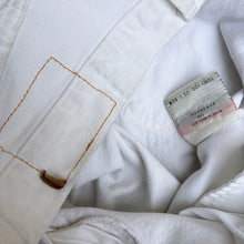 Load image into Gallery viewer, LEVI'S 501 90'S W33 L30 DENIM JEANS