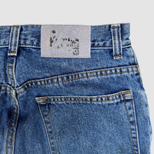 Load image into Gallery viewer, GIRBAUD W29 DENIM JEANS