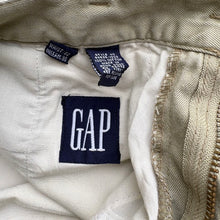 Load image into Gallery viewer, GAP 90'S W30 L30 PLEATED CHINO PANTS