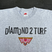Load image into Gallery viewer, NIKE &#39;DIAMOND 2 TURF&#39; DEION SANDERS 90&#39;S T-SHIRT