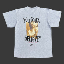 Load image into Gallery viewer, NIKE &#39;DIAMOND 2 TURF&#39; DEION SANDERS 90&#39;S T-SHIRT