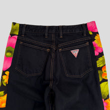 Load image into Gallery viewer, GUESS 90'S W31 L26 DENIM JEANS