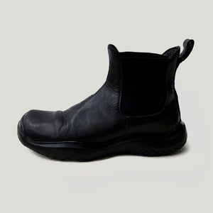 PRADA 7 00'S CHELSEA BOOTS