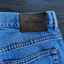 Load image into Gallery viewer, CALVIN KLEIN 90&#39;S W30 DENIM SHORTS