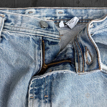 Load image into Gallery viewer, CALVIN KLEIN 90'S W32 DENIM JEANS