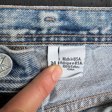 Load image into Gallery viewer, CALVIN KLEIN 90'S W32 DENIM JEANS