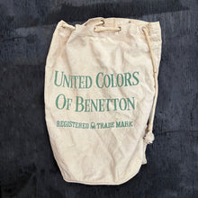 Load image into Gallery viewer, BENETTON 90'S DUFFLE BAG