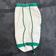 Load image into Gallery viewer, BENETTON 80'S DUFFLE BAG