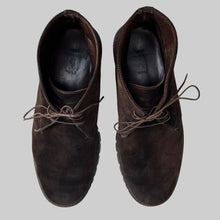 Load image into Gallery viewer, POLO RALPH LAUREN 90&#39;S CHUKKA BOOTS