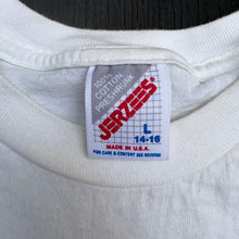 Load image into Gallery viewer, SIEGFRIED &amp; ROY AT THE MIRAGE 90'S T-SHIRT