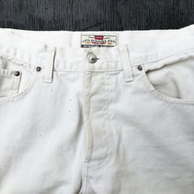 Load image into Gallery viewer, LEVI'S 480 W29 DENIM JEANS