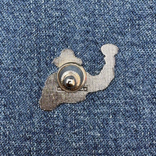 Load image into Gallery viewer, REPORTER 90'S PIN