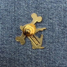 Load image into Gallery viewer, TEX AVERY 90'S PIN