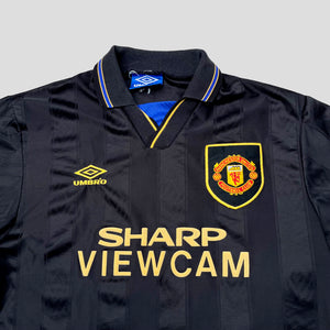 MANCHESTER UNITED 93/95 AWAY JERSEY