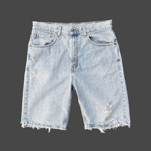 Load image into Gallery viewer, LEVI'S 00'S 505 W34 DENIM SHORTS