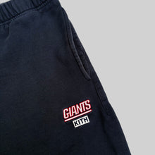 Load image into Gallery viewer, KITH X GIANTS NFL SHORTS