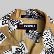 Load image into Gallery viewer, FUBU &#39;LICENSE PLATES&#39; 2000&#39;S S/S SHIRT