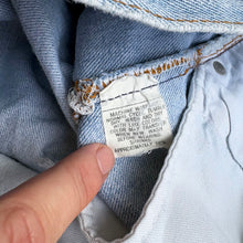 Load image into Gallery viewer, LEVI'S 501 '84 DENIM JEANS W28 L29