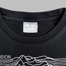 Load image into Gallery viewer, JOY DIVISION &#39;UNKNOWN PLEASURES&#39; 90&#39;S T-SHIRT