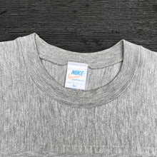 Load image into Gallery viewer, NIKE 80&#39;S T-SHIRT