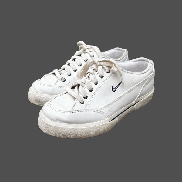 NIKE COURT 2002 SNEAKERS