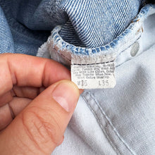 Load image into Gallery viewer, LEVI&#39;S 517 80&#39;S W34 L35 DENIM JEANS