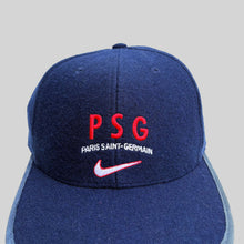 Load image into Gallery viewer, PSG PARIS SAINT-GERMAIN NIKE 90&#39;S CAP